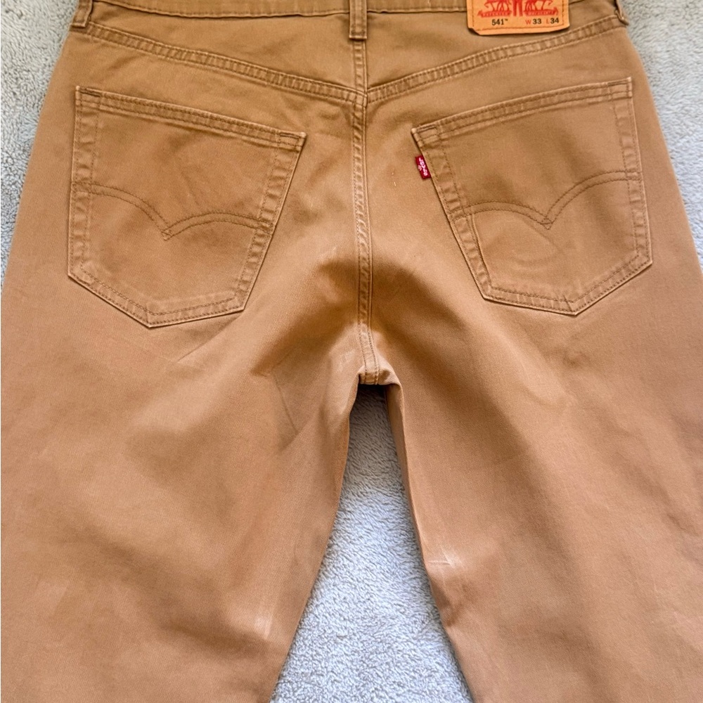 Levi's 541 Straight-Leg Khaki Pants (33W/34L)